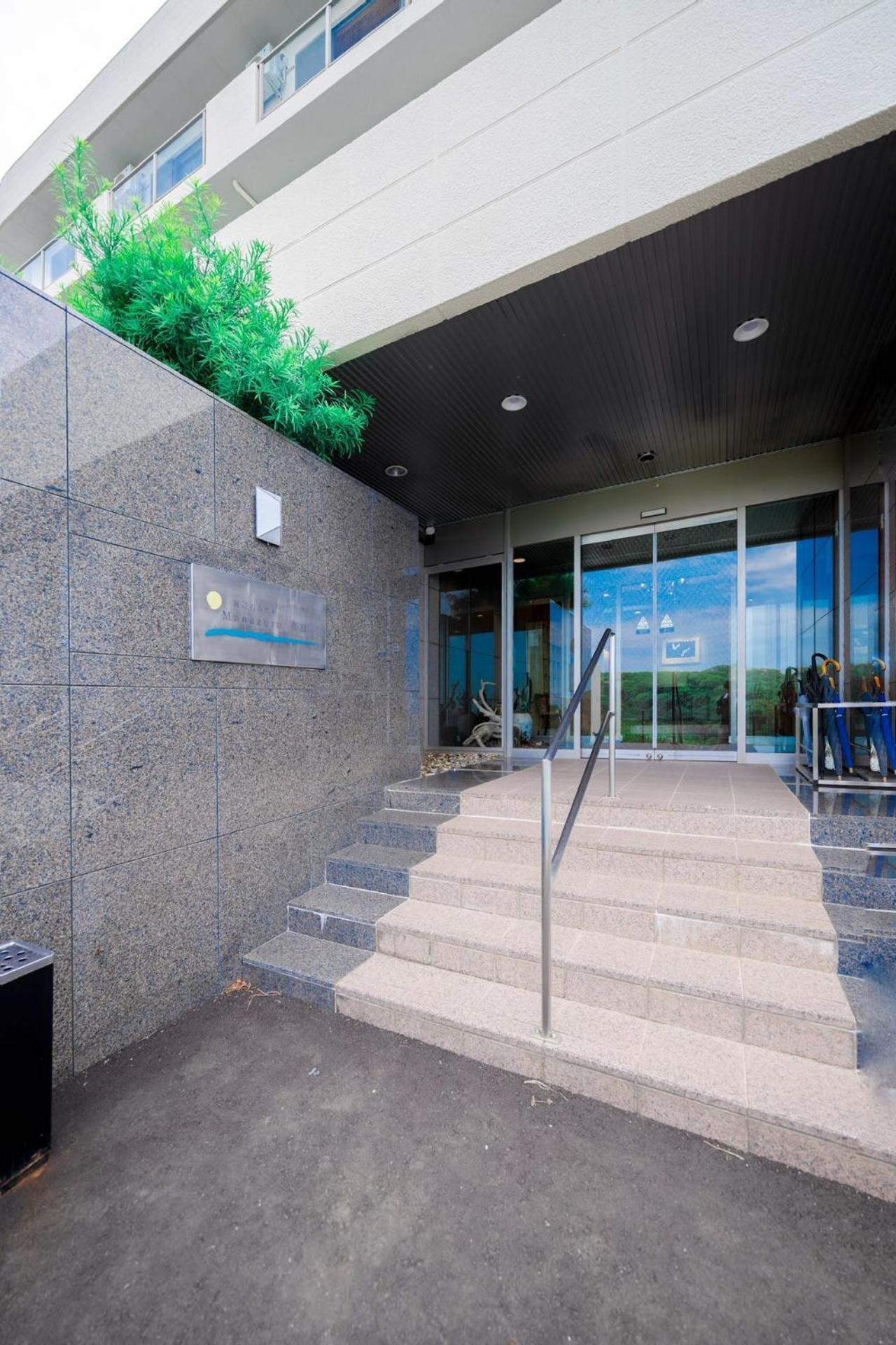 Manazuru Marin Hotel Экстерьер фото