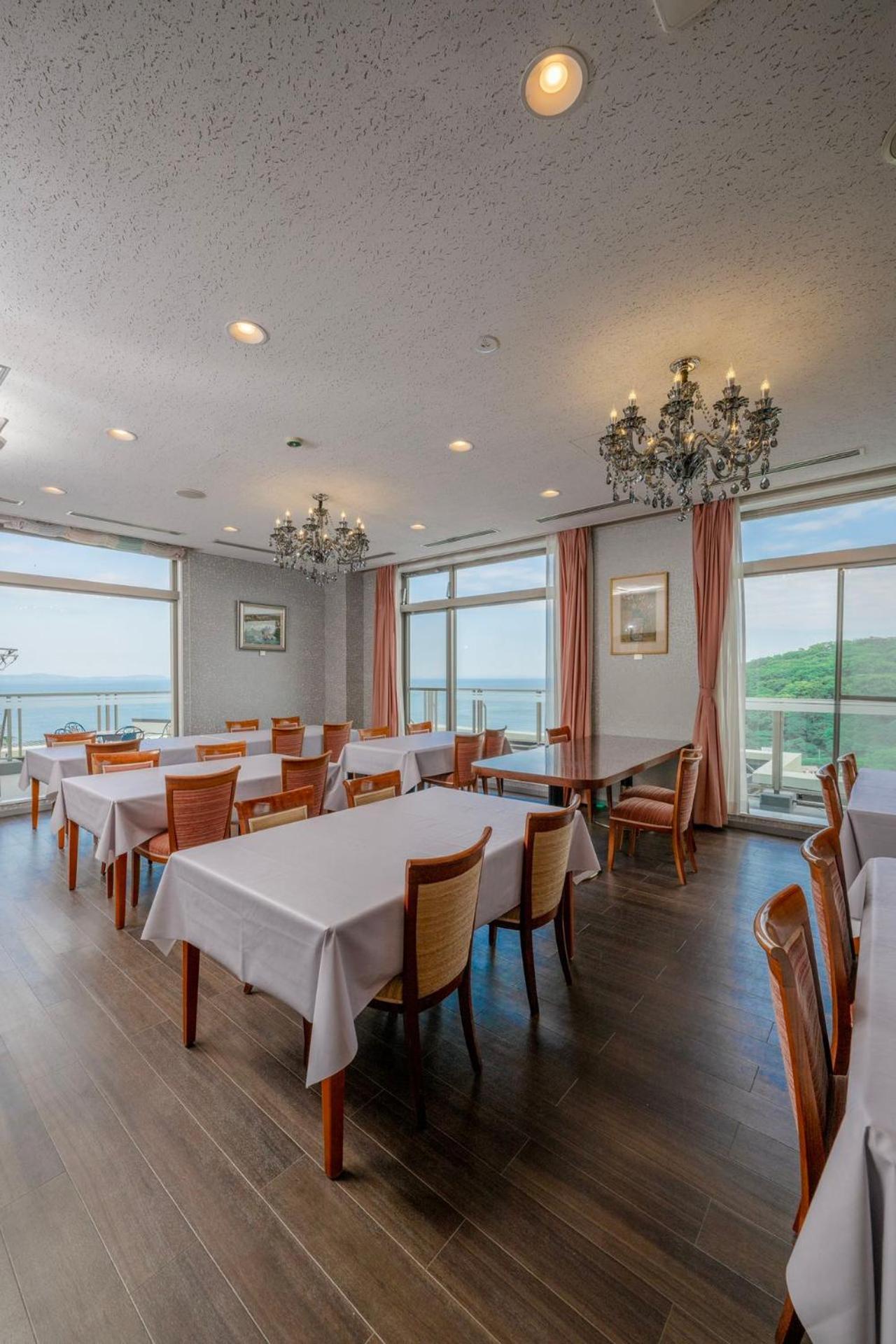 Manazuru Marin Hotel Экстерьер фото