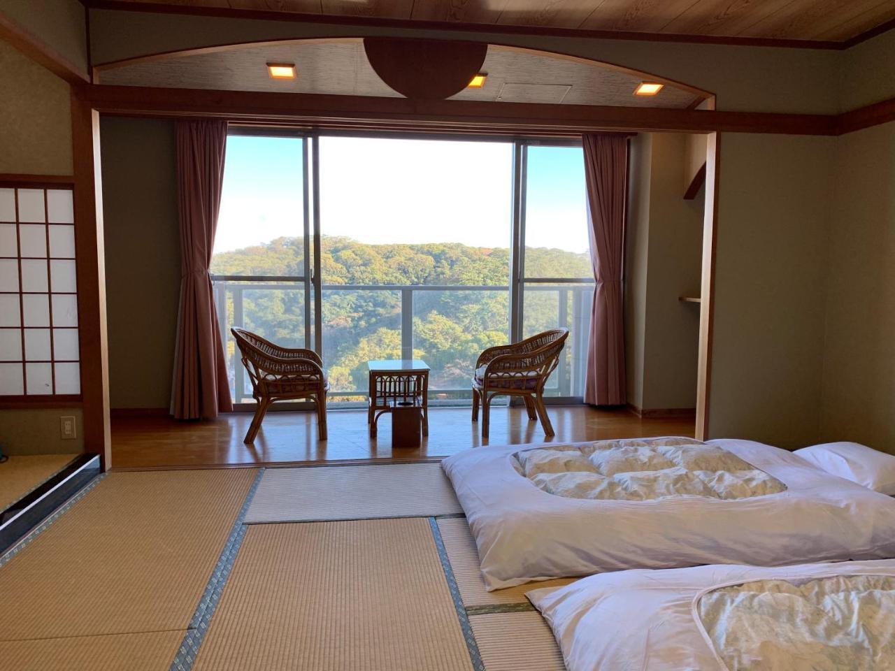 Manazuru Marin Hotel Экстерьер фото